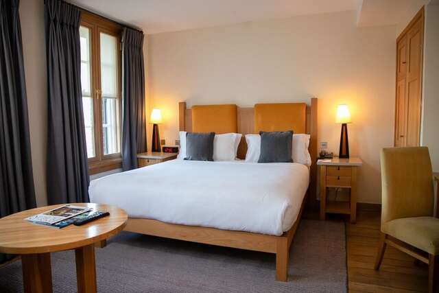 Отель The Clarence Дублин-9